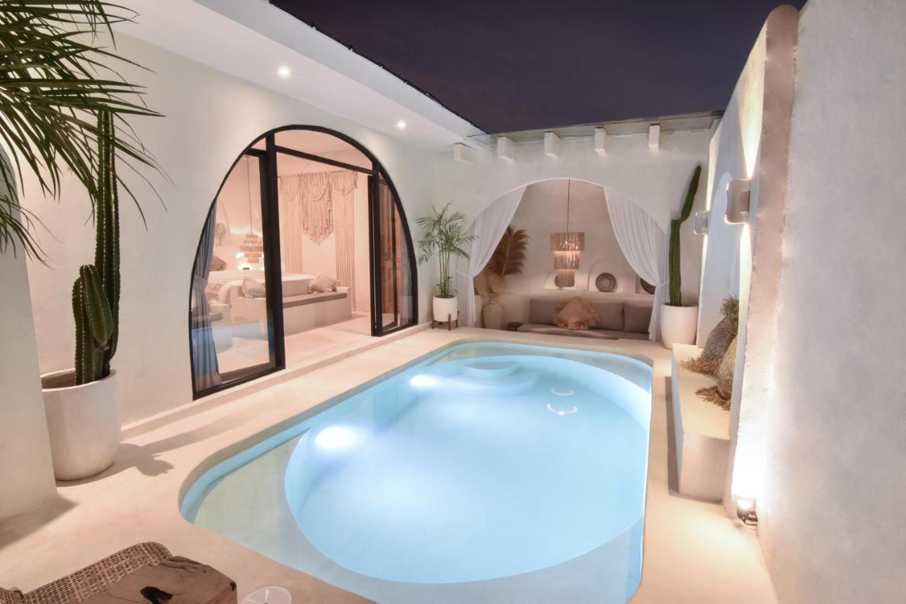 Bohemian Jogja Villas With Private Pool Kejayan Exterior foto