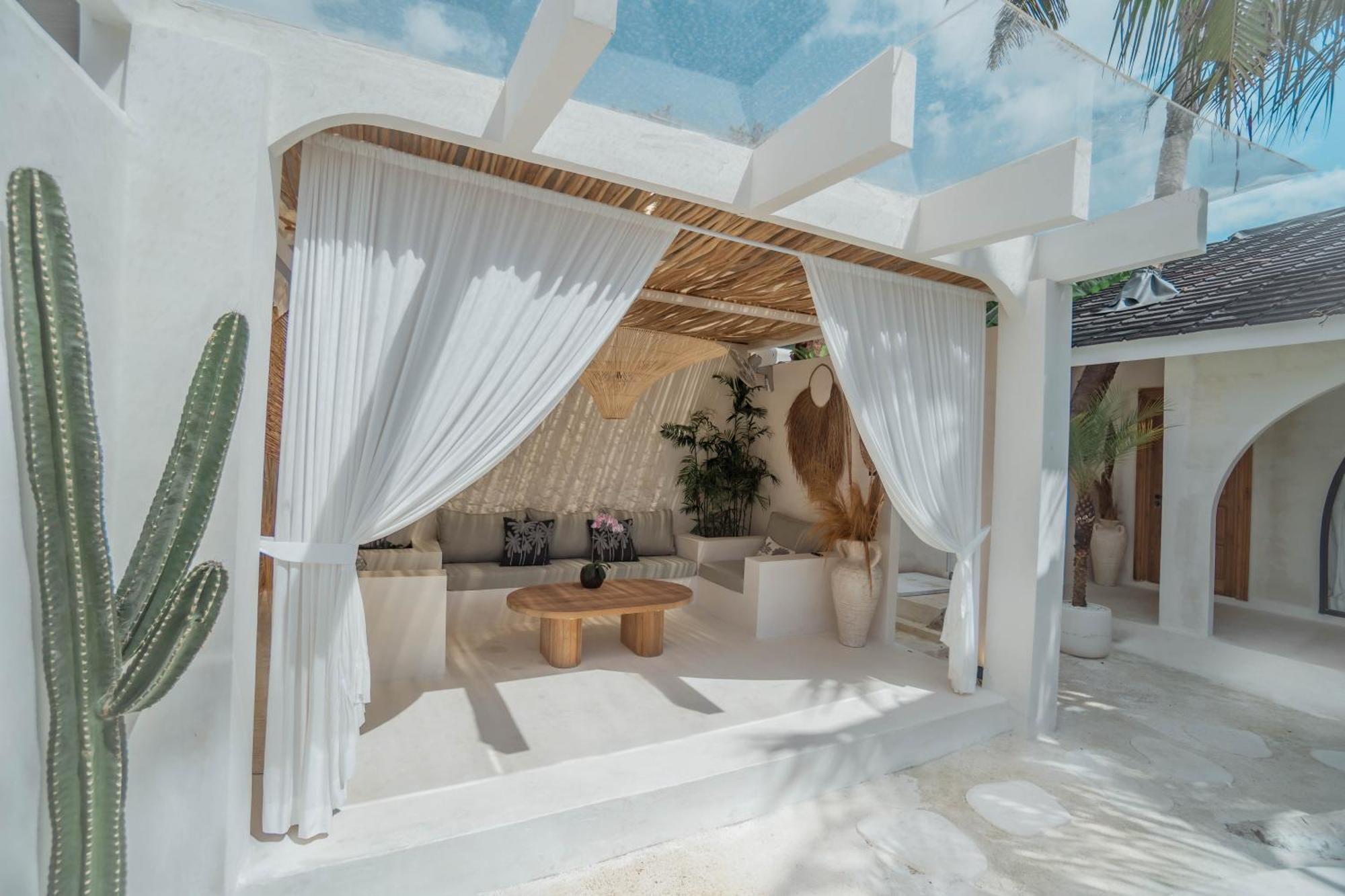 Bohemian Jogja Villas With Private Pool Kejayan Exterior foto
