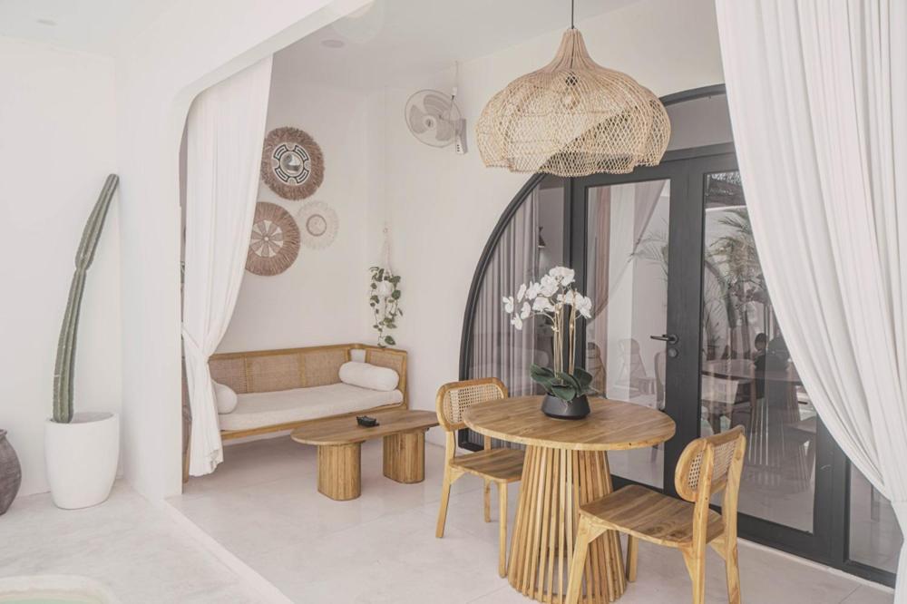 Bohemian Jogja Villas With Private Pool Kejayan Exterior foto